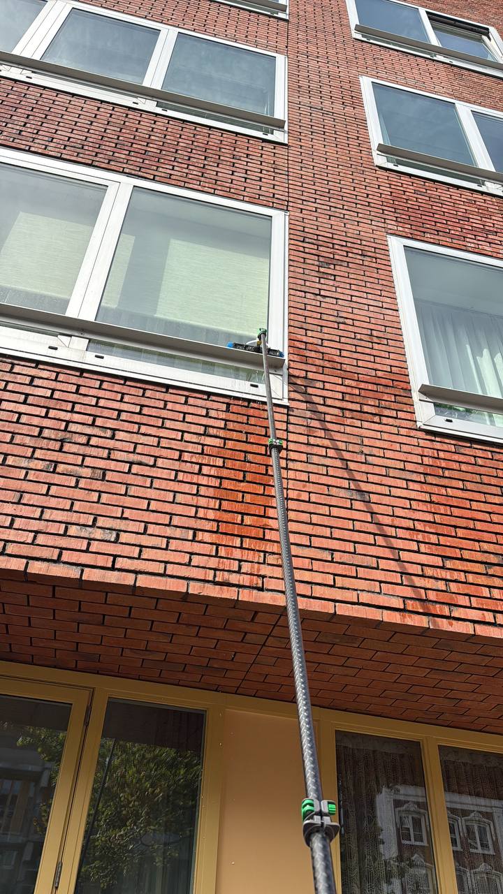 Gevelreiniging flatgebouw Groningen hogedruk